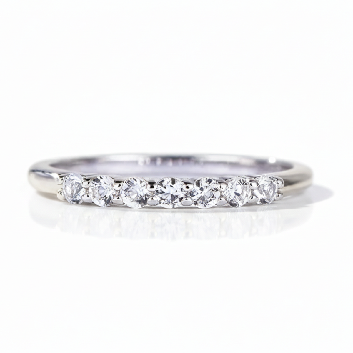 Anel em prata .925 e moissanite