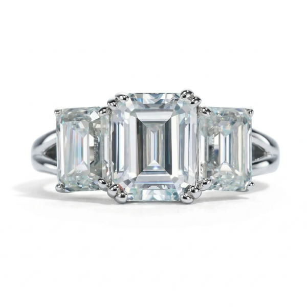 Anel 3 pedras em prata .925 e 5 ct esmeralda moissanite
