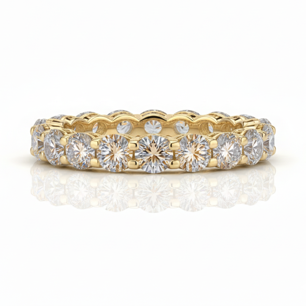 Aliança em prata .925 e 2.50. CT moissanite