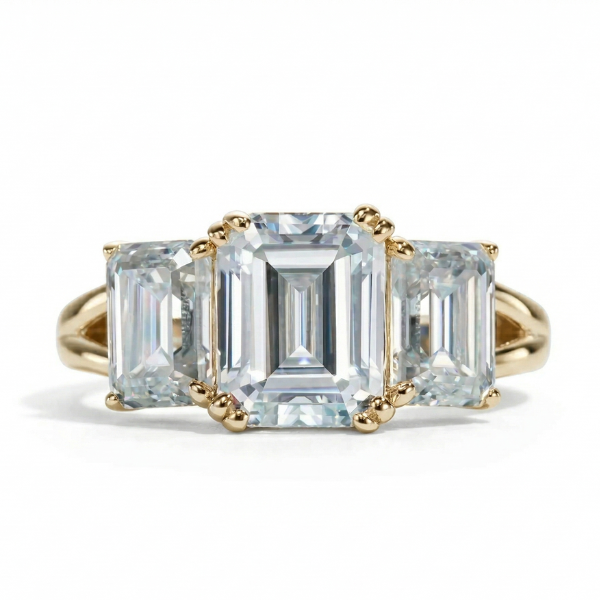 Anel 3 pedras em prata .925 e 5 ct esmeralda moissanite