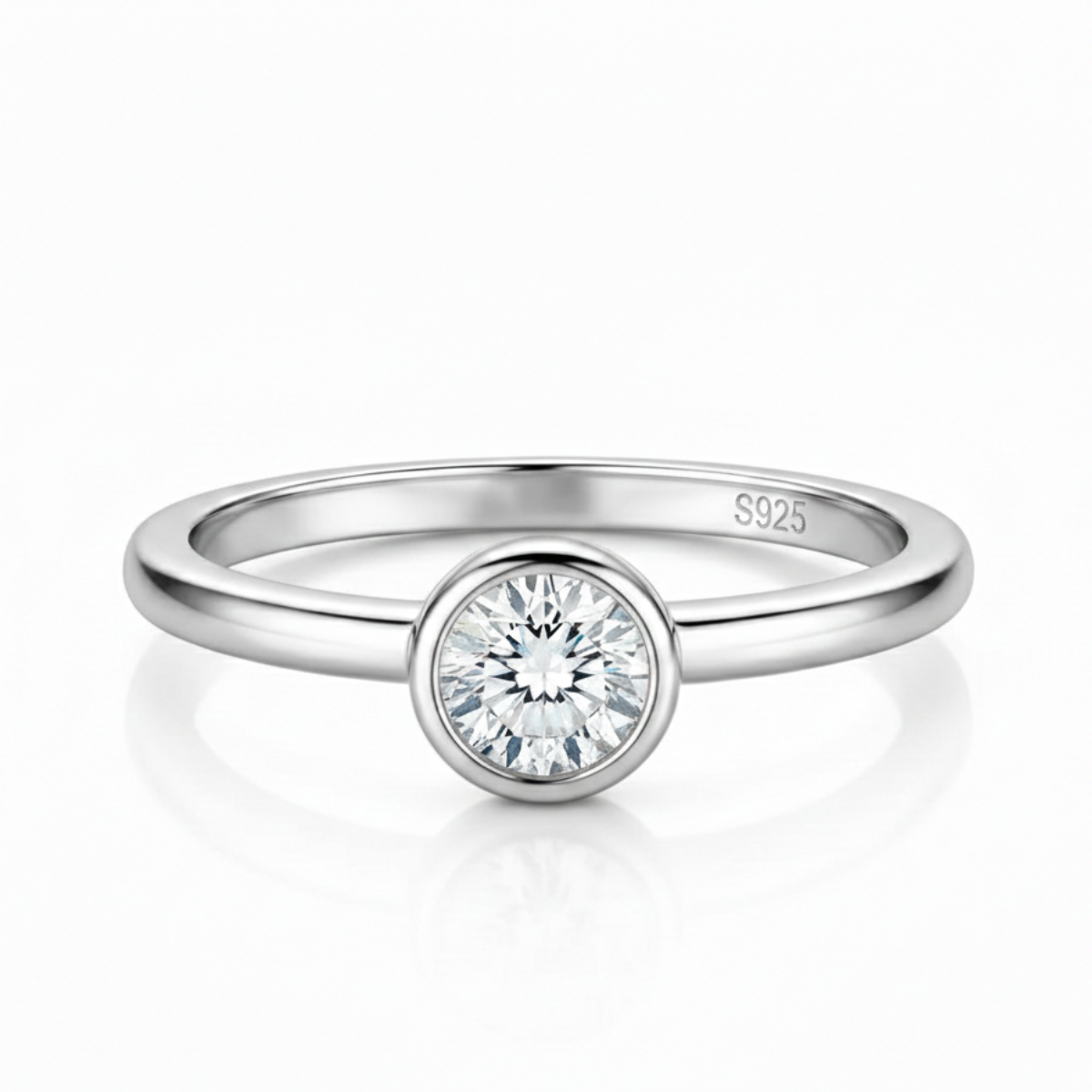 Anel em prata .925 e 0.5ct moissanite