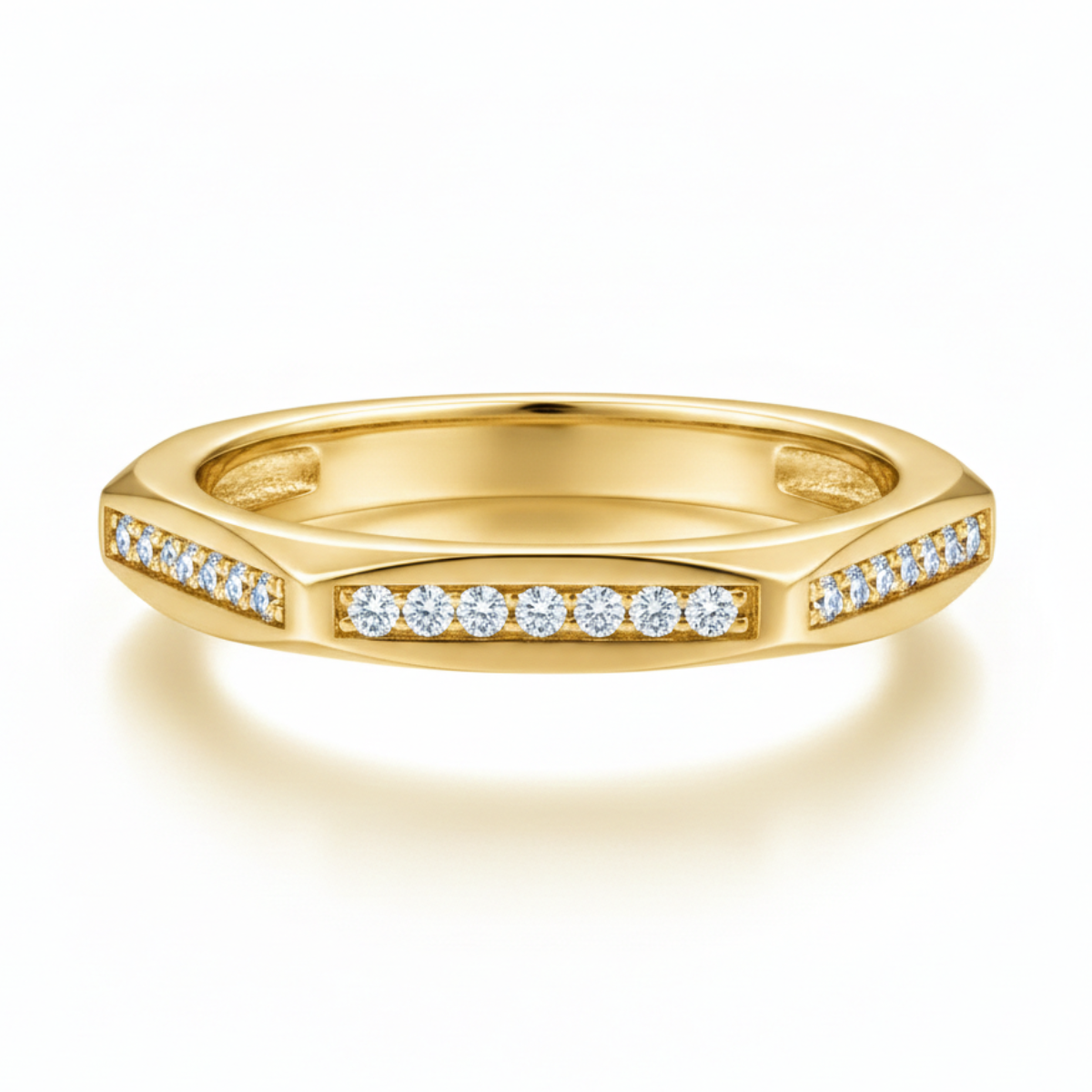 Anel em prata .925 e 1mm moissanite