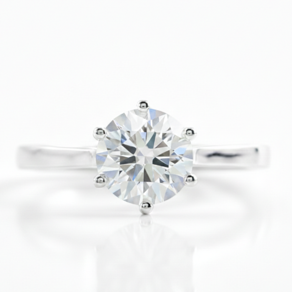 Solitário em prata .925 e 2.0 ct moissanite.