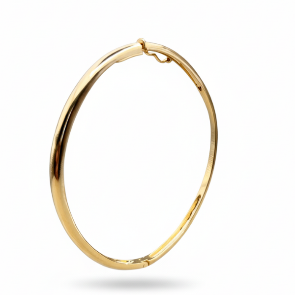 Pulseira com zircônia.