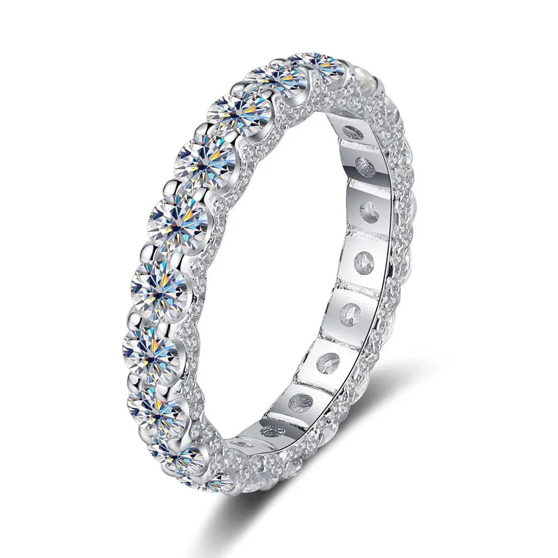 Aliança em prata .925 e 2.50. CT moissanite