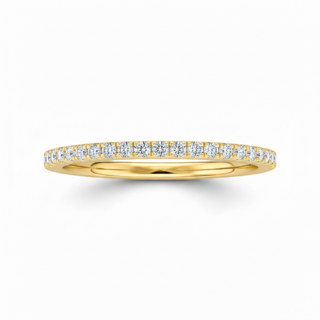 Meia aliança em prata .925 e 1mm moissanite