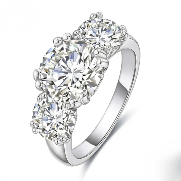 Anel 3 pedras em prata .925 com 5 CT moissanite