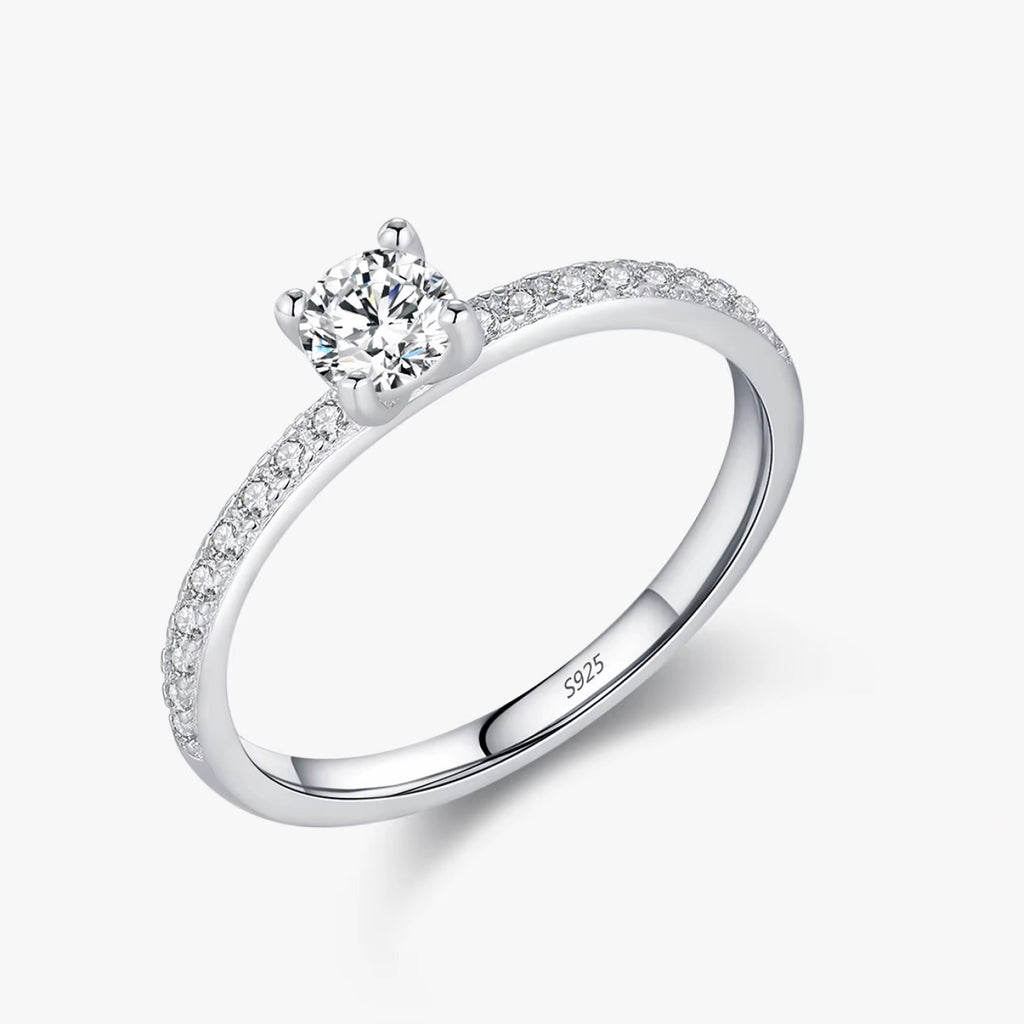 Anel de Noivado Moissanite 0.3ct Prata 925 – Brilho Intenso