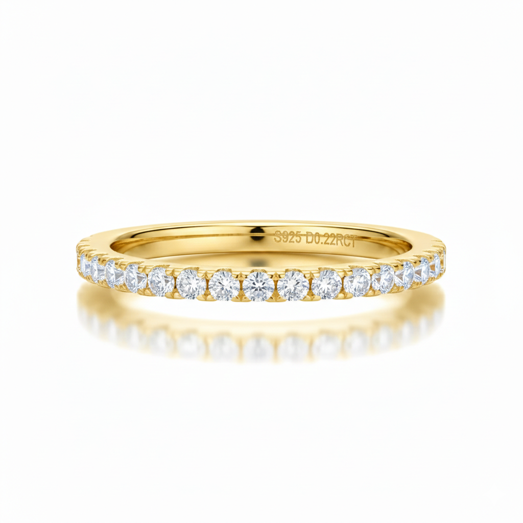 Meia Aliança em prata .925 e 1.5mm Moissanite.