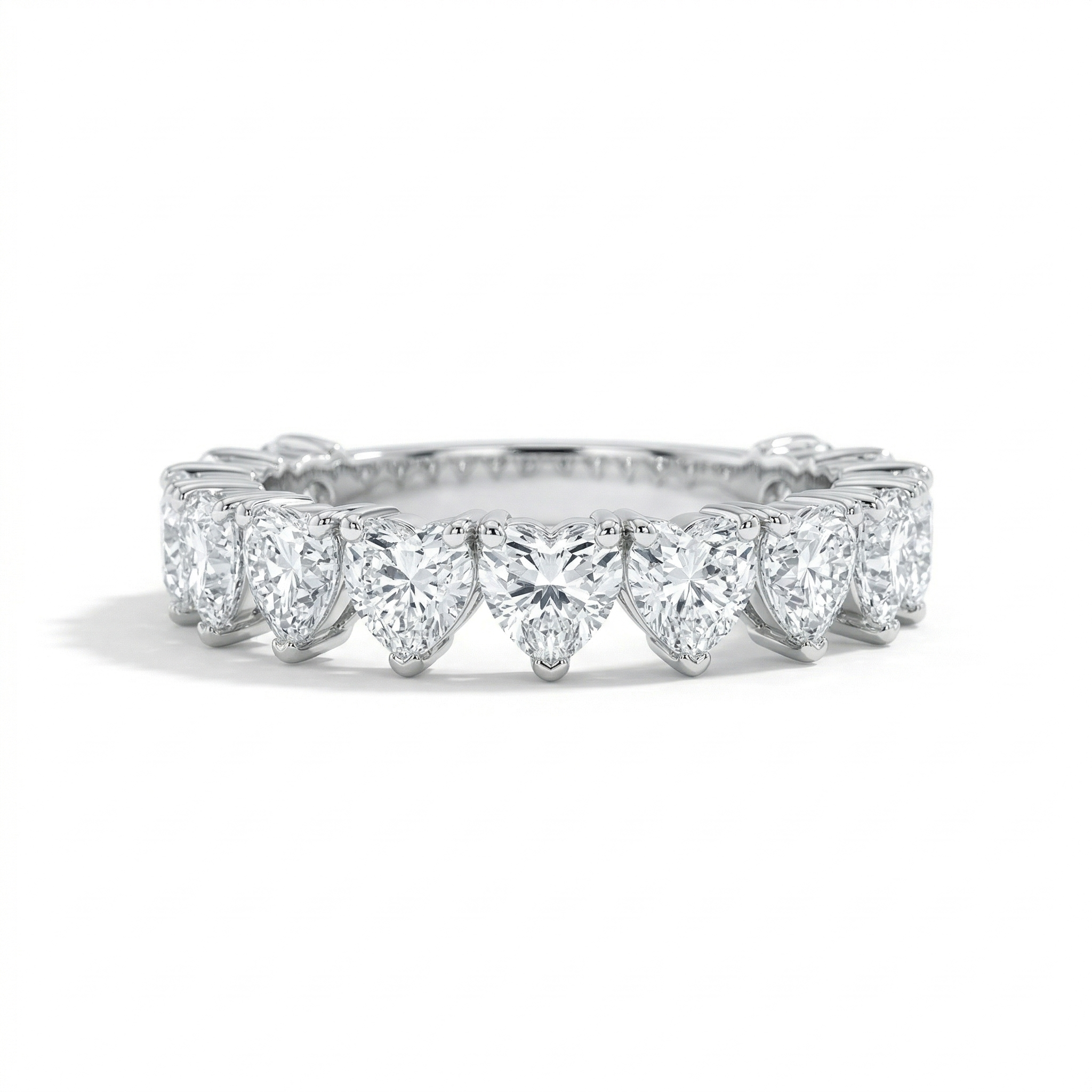 Anel em  Coração em prata .925  e 3 ,4, 5 mm moissanite.