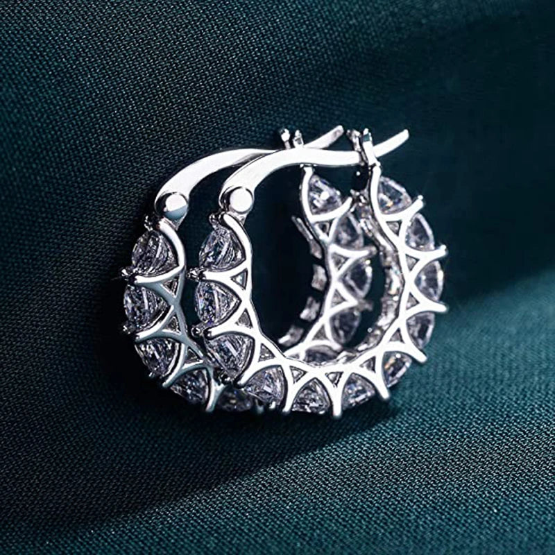 Brincos de Argola Geométricos com Zircônia Cúbica - Yuna Joias