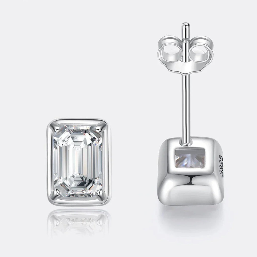 Brinco em prata .925 e 1.2CT moissanite