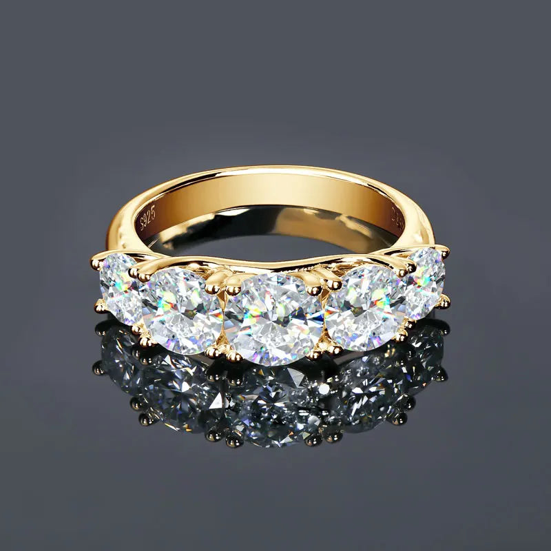 Meia aliança em prata .925 e 3.6 CT moissanite