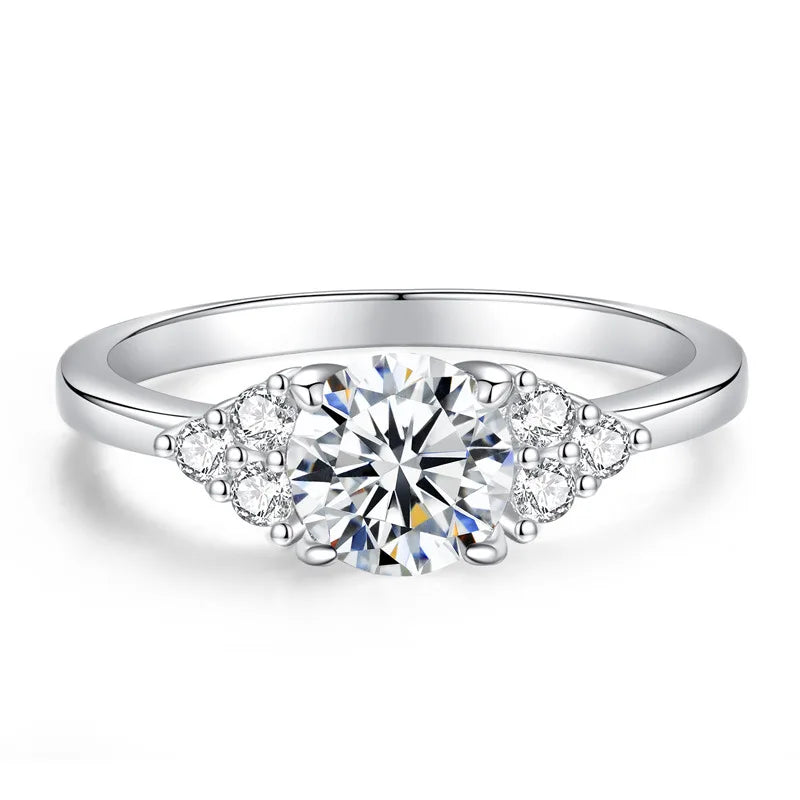 Anel em prata .925 e 1 CT moissanite