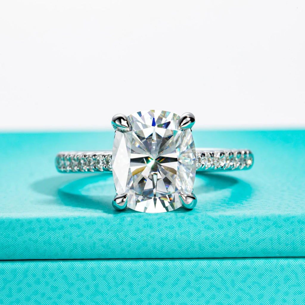 Anel em prata .925 e3 CT moissanite