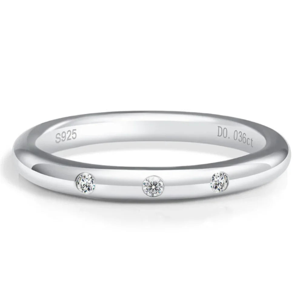 Anel em prata .925 e moissanite