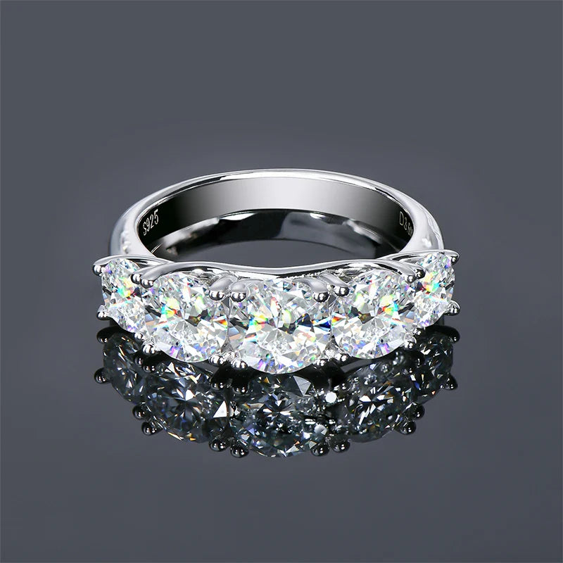 Meia aliança em prata .925 e 3.6 CT moissanite