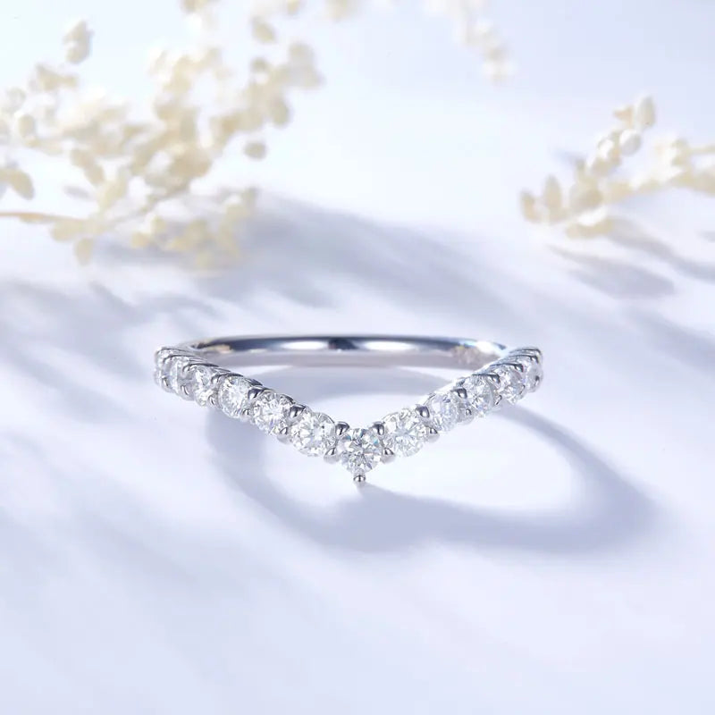 Meia Aliança em prata .925 e Moissanite