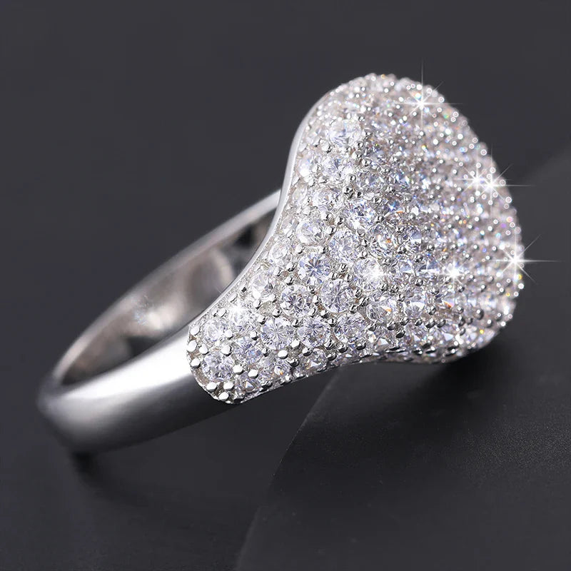 Anel em prata .925 e Moissanite