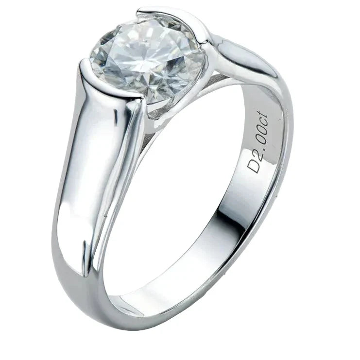 Anel em prata .925 e 2.0 CT moissanite