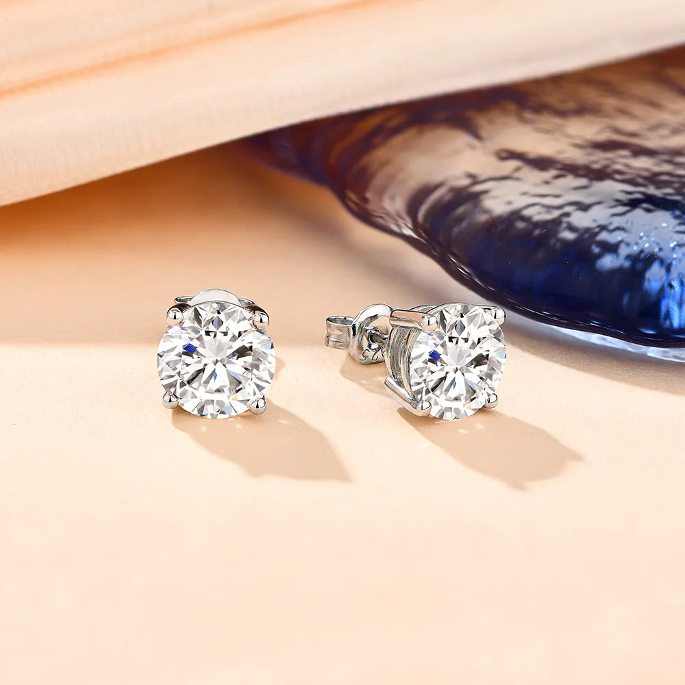 Brinco  em prata .925 e 1.0  Moissanite. (Promoção MÃES)