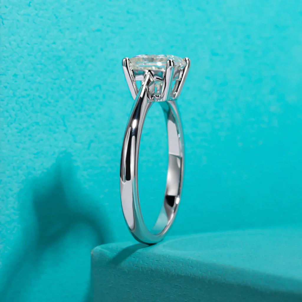 Solitário em prata .925 e 1.2 CT moissanite