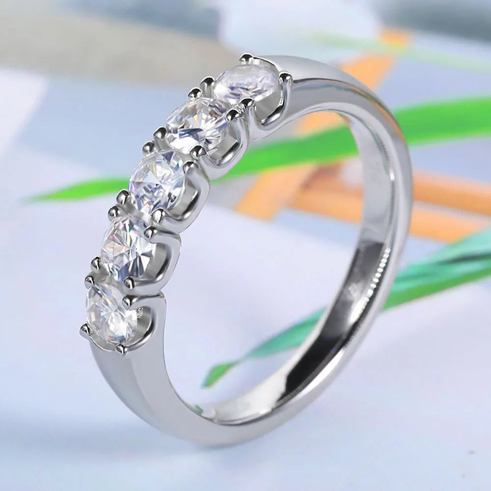 Anel em prata .925 e 1.0 CT moissanite