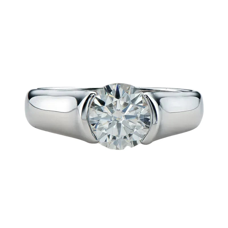 Anel em prata .925 e 2.0 CT moissanite