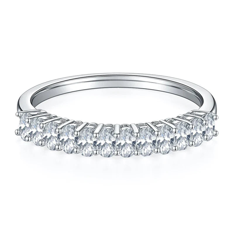 Meia Aliança em prata .925 e 0.8CT Moissanite