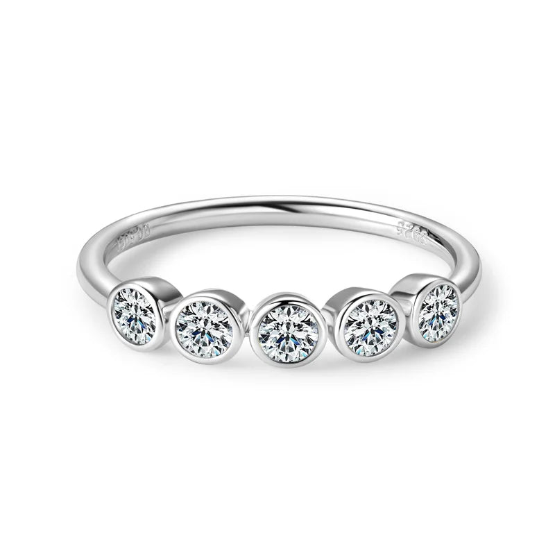 Anel em prata .925 e 3mm moissanite