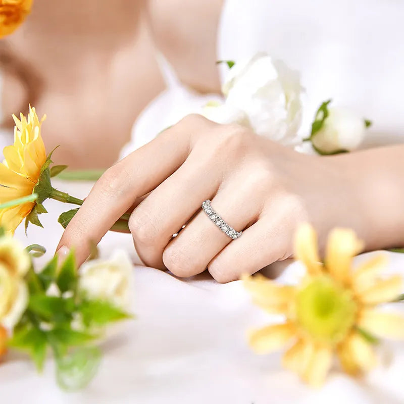 Aliança em prata .925 e 3mm moissanite