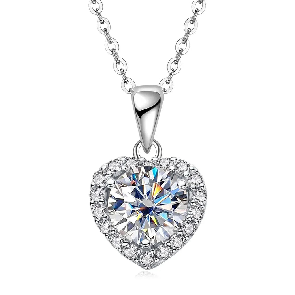 Colar com pingente coração em prata .925 e 1CT moissanite
