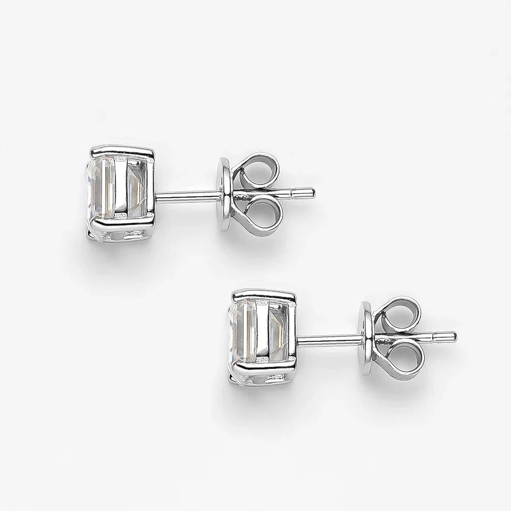 Brinco em prata .925 e 1ct moissanite