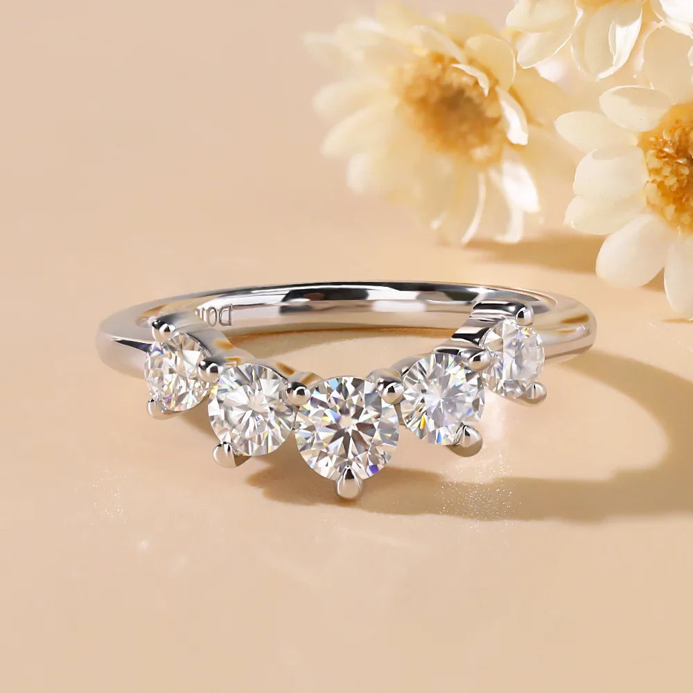 Anel em prata .925 e 1.5CT moissanite