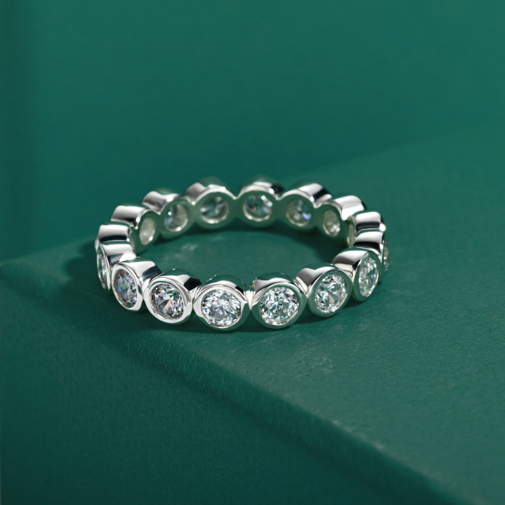 Anel de Noivado em Moissanite com Prata 925 e Banho de Ouro Branco - Yuna Joias - Yuna Joias