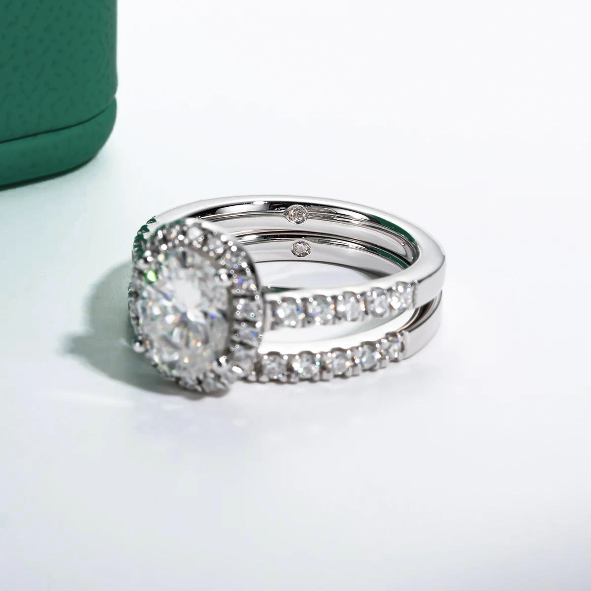 Conjunto de Anel Solitário com Meia Aliança em Prata 925 com Moissanite Oval 2ct – Yuna Joias - Yuna Joias