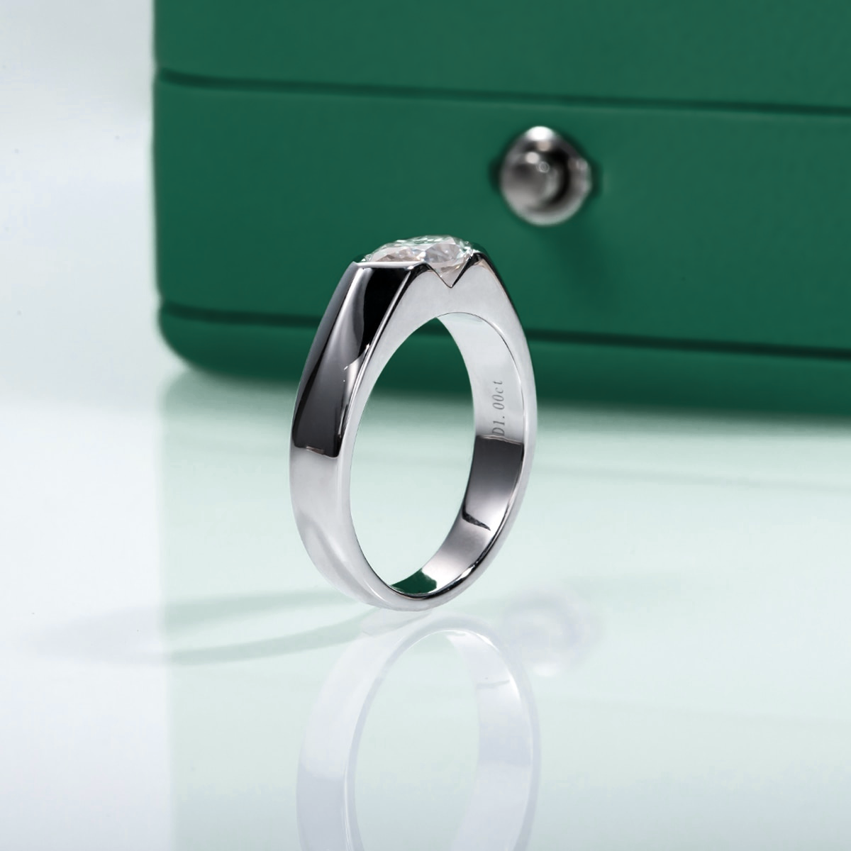 Anel Solitário de Moissanite Lapidação Marquesa 1ct em Prata 925 com Banho de Ródio e Detalhes em Ouro Branco 18k – YUNA JOIAS - Yuna Joias