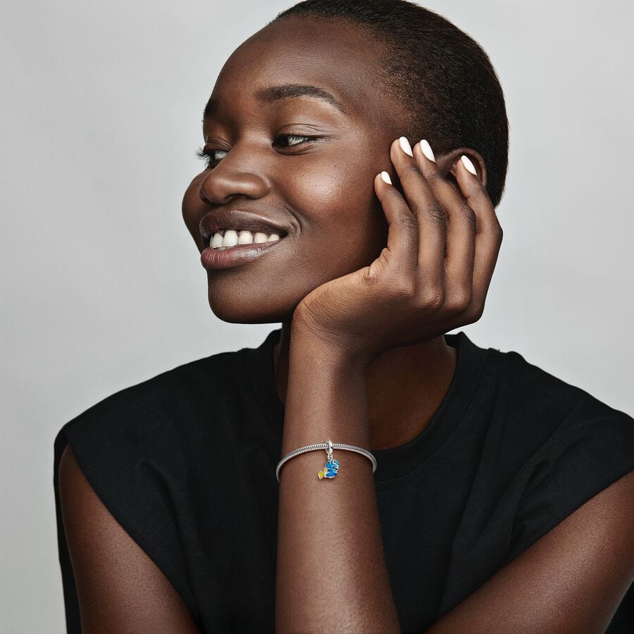 Berloque Dory em Prata 925 com Esmalte Colorido e Rabo Articulado - Yuna Joias - Yuna Joias