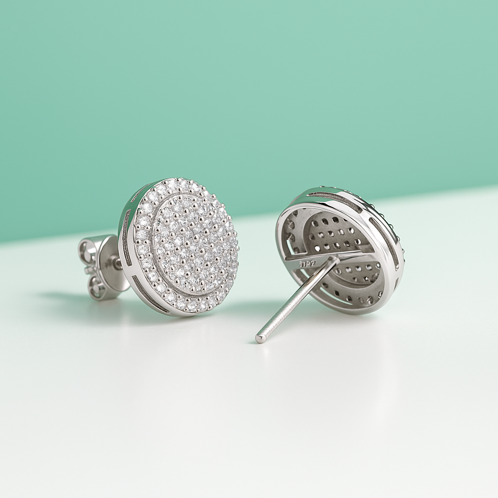 Brinco Solaris Moissanite de Design Sofisticado e Brilho Excepcional - Yuna Joias