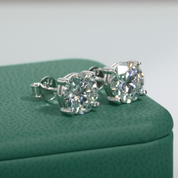 Brinco de Moissanite 4.0ct Prata 925 com Banho de Ouro Branco – Yuna Joias - Yuna Joias
