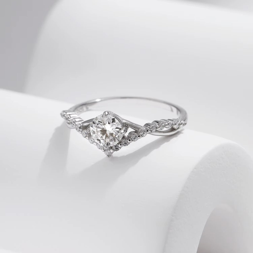 Anel Moissanite Prata 925 Esterlina – Sofisticação Fina