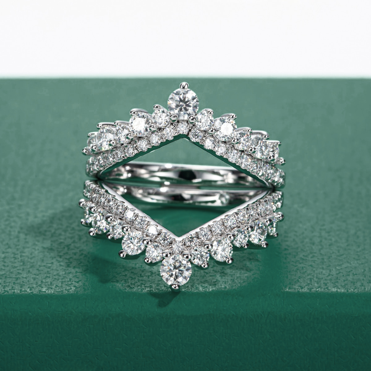 Meia Aliança Imperial em Prata 925 com Moissanites e Banho de Ouro 18K Certificação GRA - Yuna Joias - Yuna Joias